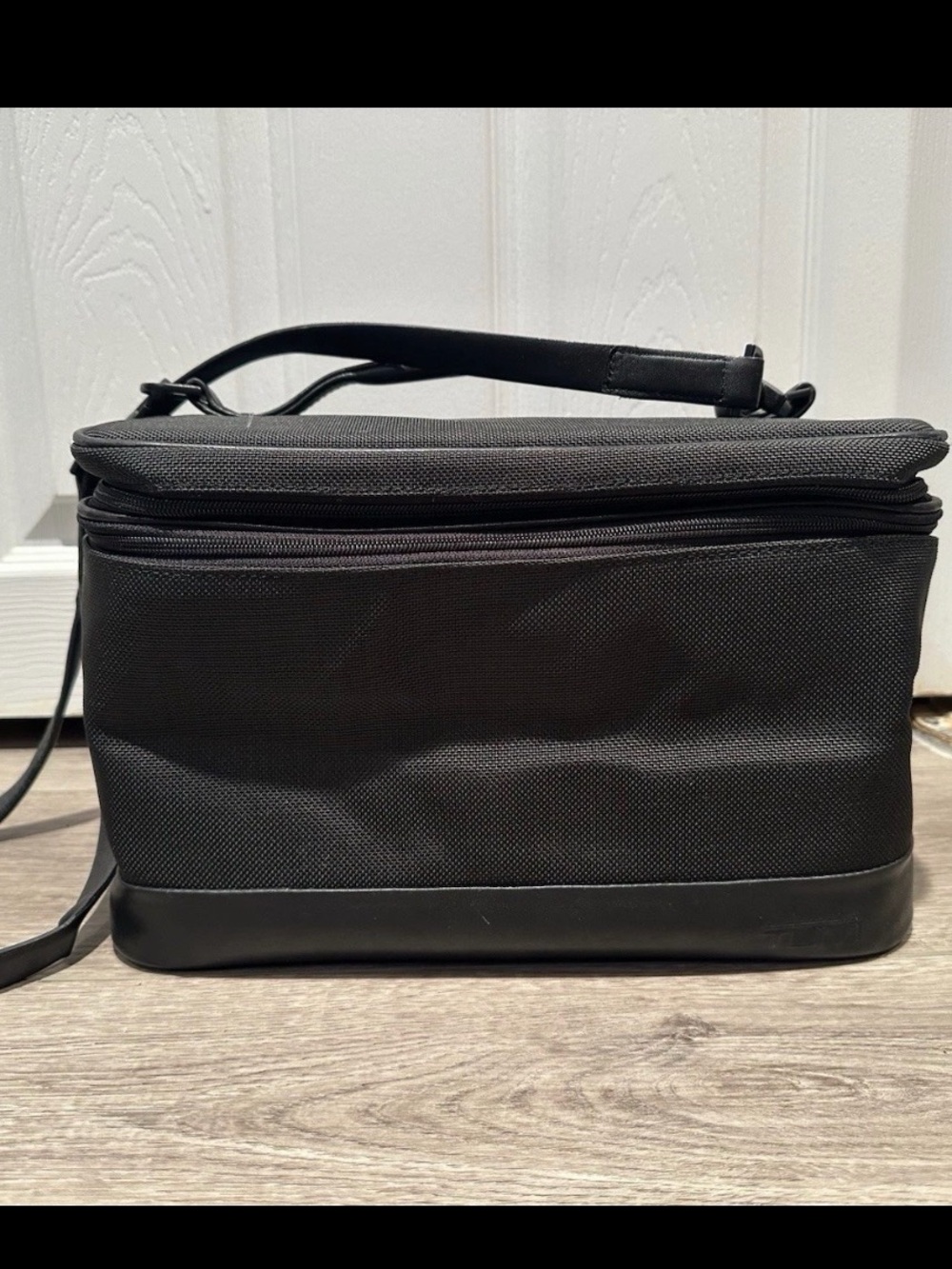Tumi Black women’s  Makeup Toiletry  Travel Case with Shoulder Strap